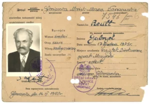 dokument ze zdjęciem z koperty dowodowej